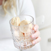 Load image into Gallery viewer, Egg Nog Macarons