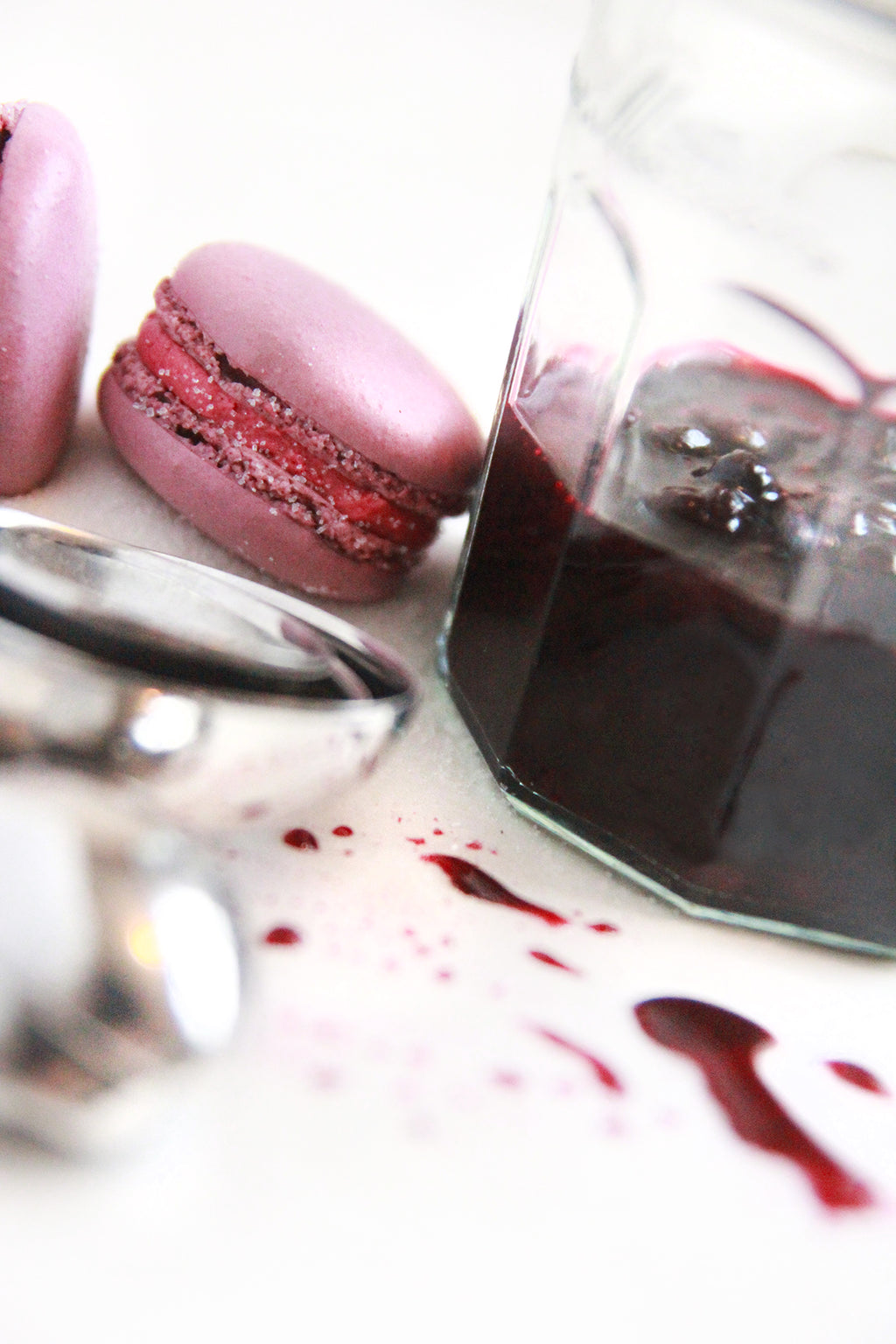 Black Currant Macarons