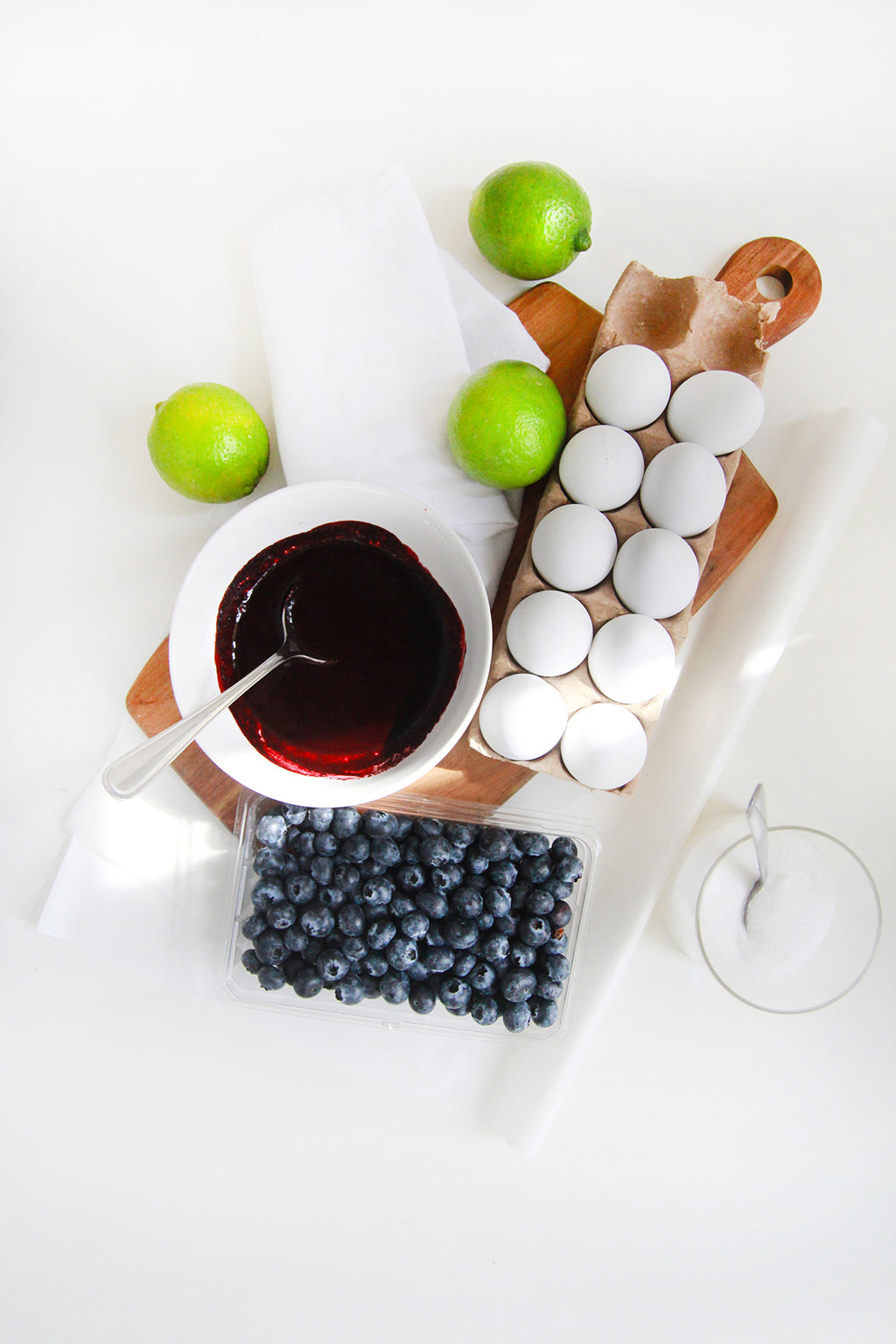 Blueberry Lime Macarons