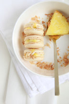 Piña Colada Macarons