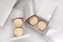 Load image into Gallery viewer, Two Piece Macaron Favours

