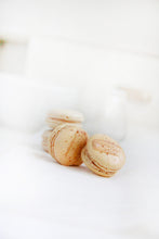 Load image into Gallery viewer, Apple Pie Macarons
