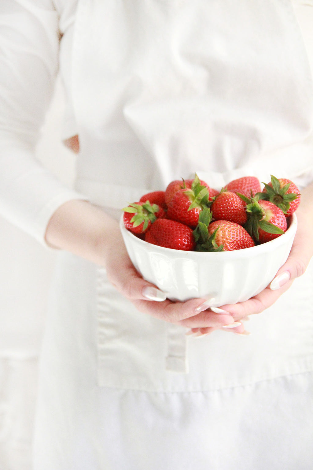 Strawberry Panna Cotta Macarons