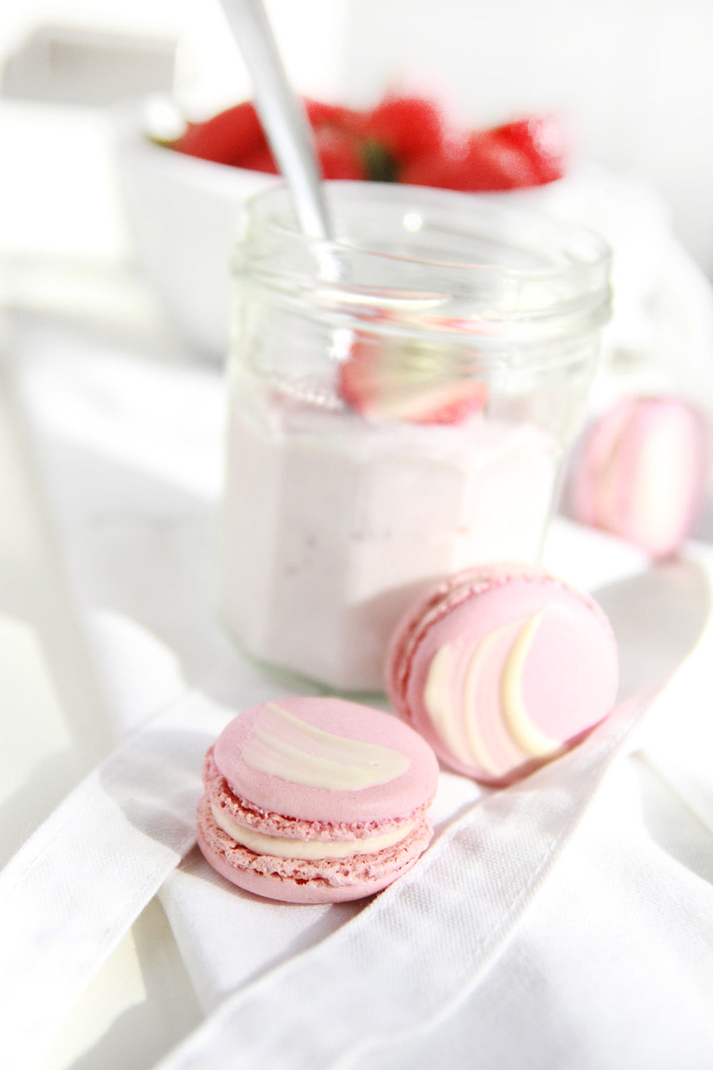 Strawberry Panna Cotta Macarons