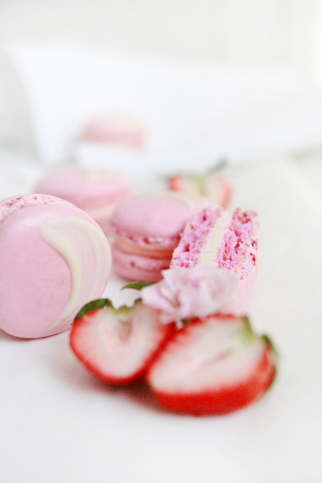 Strawberry Panna Cotta Macarons