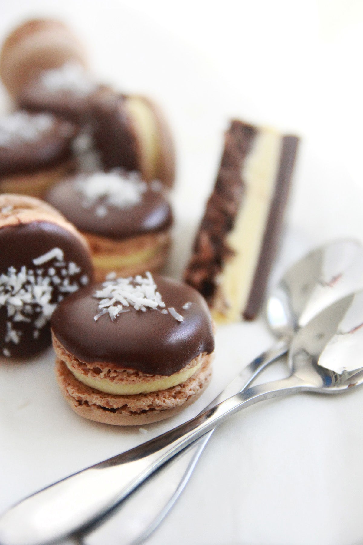 Nanaimo Bar Macarons