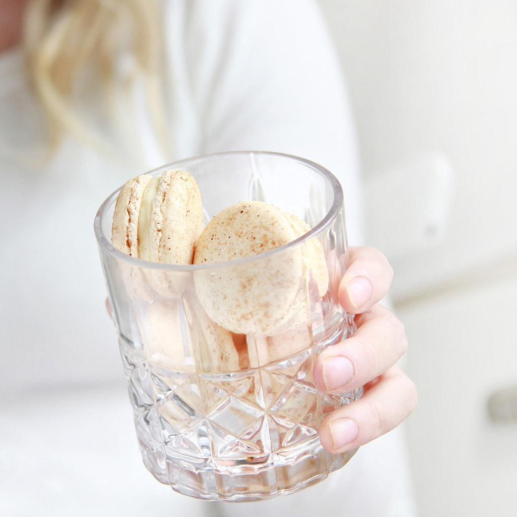 Egg Nog Macarons
