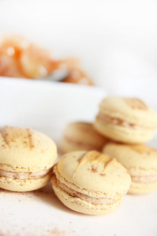 Apple Pie Macarons